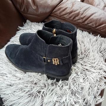 Tommy Hilfiger Enkellaars Plat Maat: 36 Blauw Daim beschikbaar voor biedingen