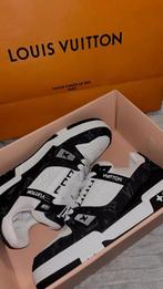 Lv trainer nieuw!!, Kleding | Heren, Schoenen, Zwart, Nieuw, Ophalen of Verzenden, Sneakers