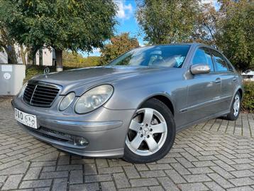 Mercedes E220 Automaat/Navi/Xenon beschikbaar voor biedingen