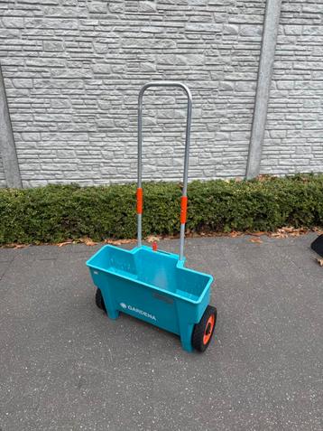 Gardena meststofstrooier graszaaier beschikbaar voor biedingen