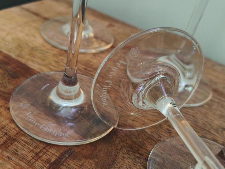 Veuve Clicquot glazen, Model Prestige, 6stuks, flûtes (21cm), Verzamelen, Wijnen, Nieuw, Overige typen, Overige gebieden, Vol