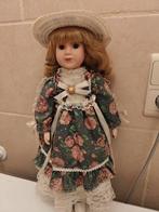 Mooie pop 42 cm, porselein, Enlèvement ou Envoi, Comme neuf, Poupée