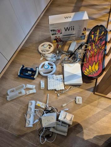 Nintendo WII spelconsole met attributen, Enlèvement ou Envoi, Utilisé