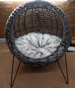 kattenzetel, Ophalen, Zo goed als nieuw, Riet