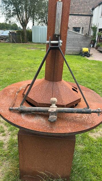 3 punt minitractor bol beschikbaar voor biedingen