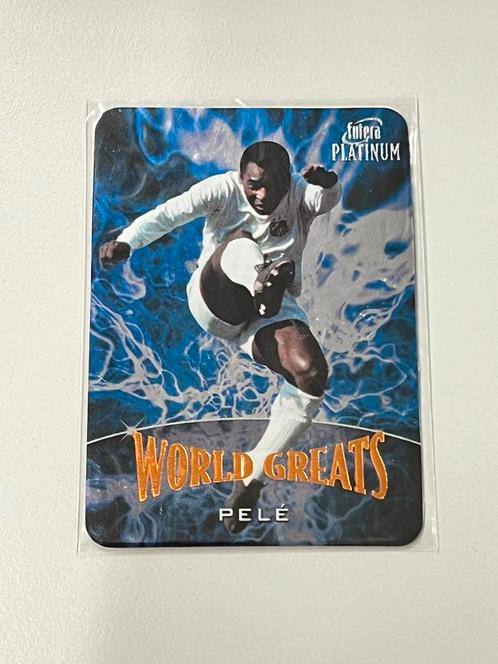 PELE Futera Platinum 01 WORLD GREATS 1318-2000 voetbal kaart, Verzamelen, Sportartikelen en Voetbal, Zo goed als nieuw, Spelerskaart