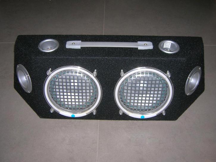 Speakers in a box, Auto diversen, Autospeakers, Zo goed als nieuw, Ophalen of Verzenden