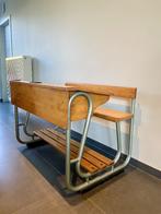 Vintage schoolbankje, Enlèvement