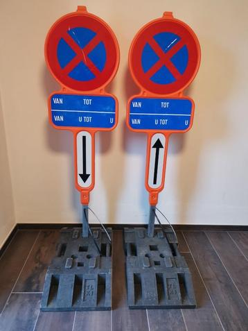Verhuur set parkeerverbodsborden - verkeersborden E3, Doe-het-zelf en Bouw, Ophalen of Verzenden, Nieuw