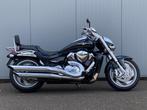 Suzuki Intruder M1800R / Seatcover / nieuwstaat! / Historiek, Motoren, Motoren | Suzuki, 2 cilinders, Bedrijf, 1783 cc, Meer dan 35 kW