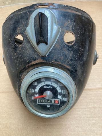 koplamp met KM teller voor oude moto oldtimer beschikbaar voor biedingen