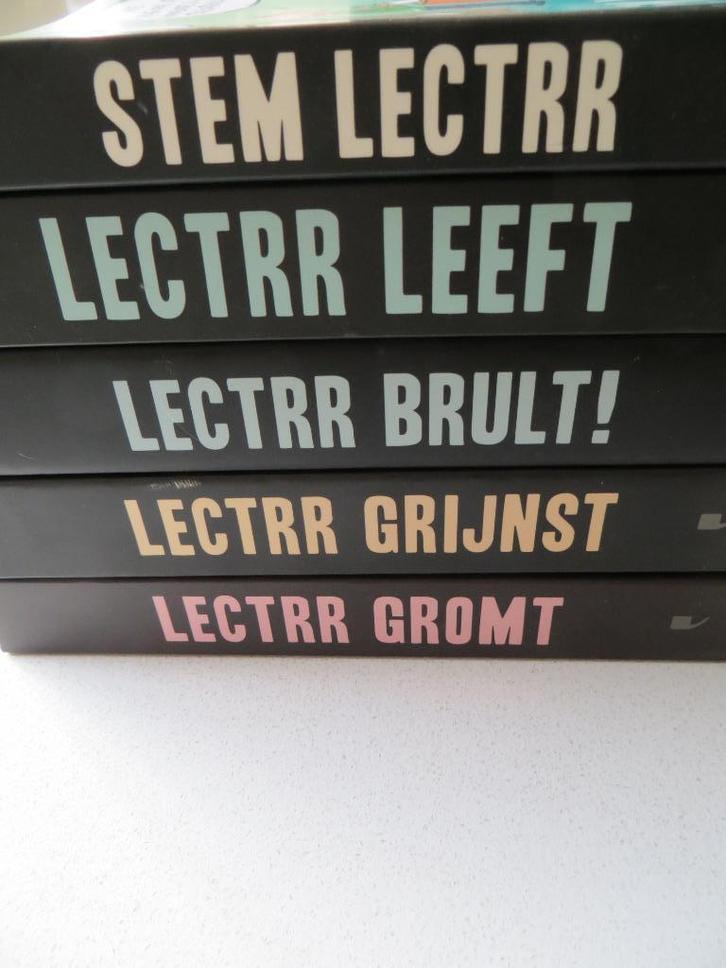 Pakket LECTRR, Boeken, Humor, Gelezen, Cartoons, Ophalen of Verzenden