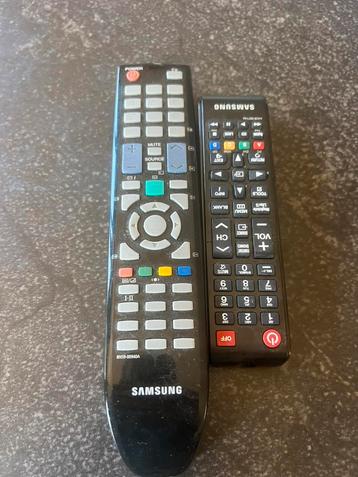 Samsung 2x afstandsbediening beschikbaar voor biedingen