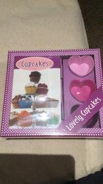 Boek box cupcakes, Nieuw, Cupcakes, Ophalen of Verzenden