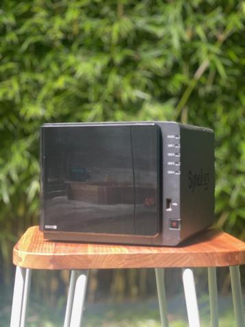 Synology DS415+ Met 4 keer 2Tb hardeschijven (totaal = 8TB) beschikbaar voor biedingen