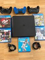 Ps4 - 3 controllers - 5 games - kabels, Games en Spelcomputers, Spelcomputers | Sony PlayStation 4, Ophalen, 1 TB, Original, Met 3 controllers of meer