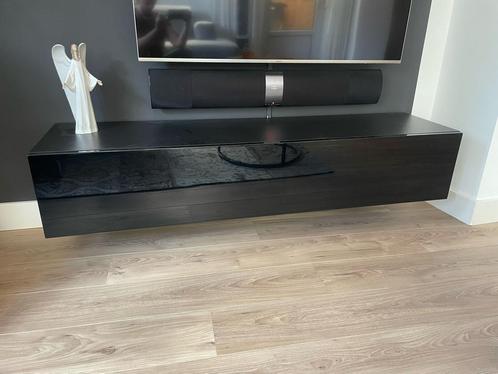 Modern tv-meubel – strak en functioneel, Huis en Inrichting, Kasten |Televisiemeubels, Zo goed als nieuw, Ophalen