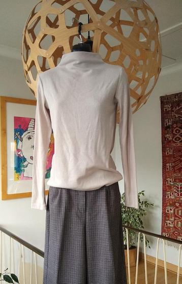 Zara beige high neck truitje, maatje S beschikbaar voor biedingen