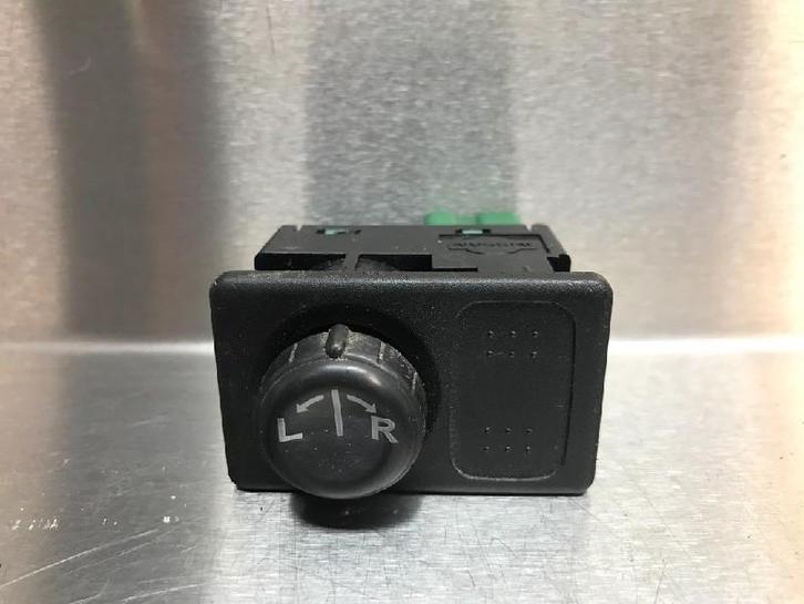 SPIEGEL SCHAKELAAR Nissan Maxima QX (CA33) (01-1999/11-2003), Auto-onderdelen, Dashboard en Schakelaars, Nissan, Gebruikt