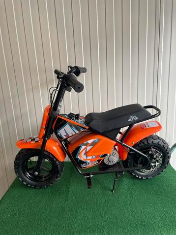 Nieuwe elektrische kinder motor met zijwieltjes beschikbaar voor biedingen