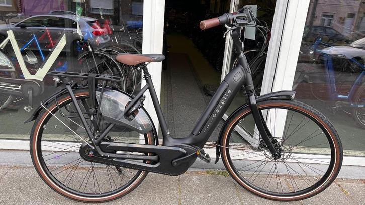 Gazelle Grenoble C8 HMB Elektrische herenfiets maat 53, Fietsen en Brommers, Elektrische fietsen, Zo goed als nieuw, Gazelle, Ophalen