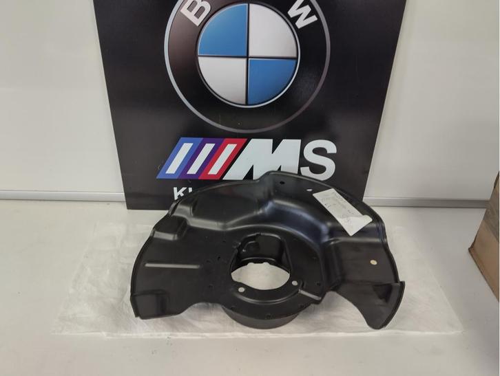 BMW E31, 32, 34 Beschermplaat links (remmen voor), Auto-onderdelen, Remmen en Aandrijving, BMW, Nieuw, Ophalen of Verzenden