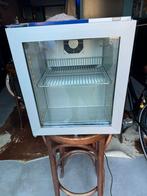 Red Bull mini koelkast, Ophalen, Minder dan 75 liter, Energieklasse A of zuiniger, Zonder vriesvak