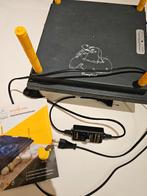 Warmteplaat 30 x 30 voor kuikens en controller, Dieren en Toebehoren, Pluimvee | Toebehoren, Ophalen, Zo goed als nieuw, Broedmachine