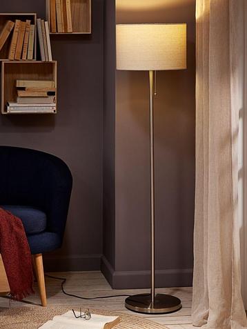 Staande lamp H145 cm beschikbaar voor biedingen