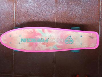 Skateboard voor kinderen  beschikbaar voor biedingen