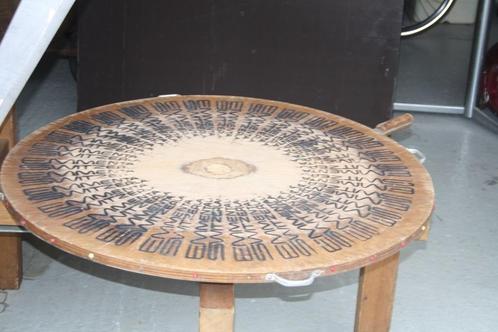 Originele kaashaktafel van kazen uit Switzerland  in .beuk ?, Zakelijke goederen, Horeca | Meubilair en Inrichting, Decoratie