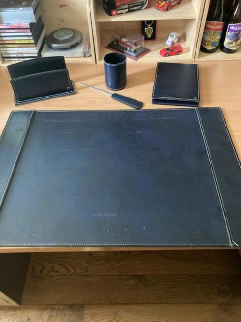 Lederen bureau set kleur blauw merk Henzo gebr 5 st voor 10, Diversen, Rommelmarktspullen, Gebruikt, Ophalen