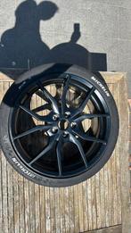 1 ford focus mk3 velg met band, Gebruikt, Banden en Velgen, 235 mm, Personenwagen