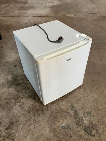 Mini koelkast frigo compressor stil - camping, Enlèvement, Utilisé, Avec compartiment congélateur