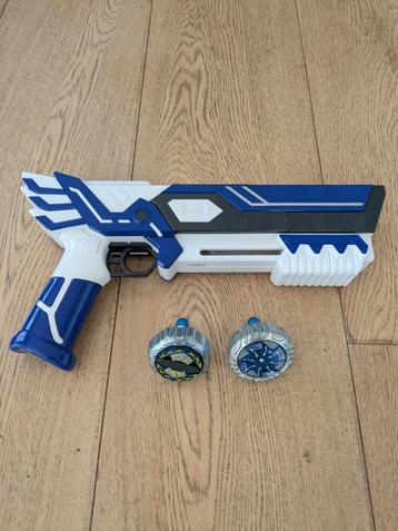 Beyblade Spinner MAD beschikbaar voor biedingen