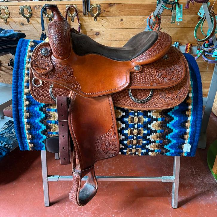 Western zadels tweedehands zeer goede staat, Dieren en Toebehoren, Paarden en Pony's | Zadels, Gebruikt, Western, Ophalen