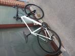 Triban rc 120 koersfiets + fietscomputer btwin, Fietsen en Brommers, Ophalen, Zo goed als nieuw