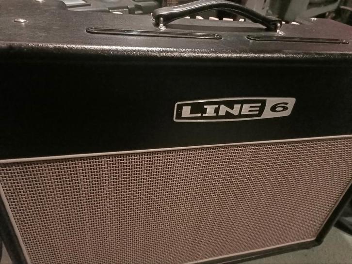 Line 6 flextone, Muziek en Instrumenten, Versterkers | Bas en Gitaar, Zo goed als nieuw, Ophalen