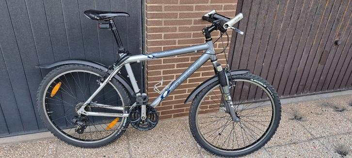Giant "boulder", Fietsen en Brommers, Fietsen | Heren | Sportfietsen en Toerfietsen, Gebruikt, Giant, Ophalen
