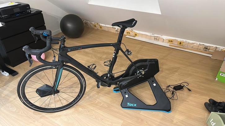 Tacx Neo 2t en/of Bianchi Oltre xr3 Ultegra 11s 34, Sport en Fitness, Wielrennen, Gebruikt, Overige typen, Ophalen