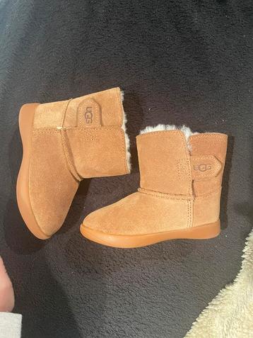 Uggs laarsjes unisex  beschikbaar voor biedingen