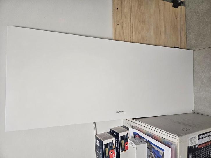 Vaillant infra rood paneel, Doe-het-zelf en Bouw, Verwarming en Radiatoren, Nieuw, Overige typen, 800 watt of meer, Hoog rendement (Hr)
