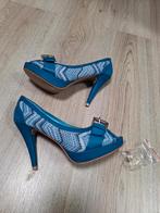 Blauwe peeptoe pumps 39 met reserve hakjes (nooit gedragen), Pumps, Blauw, Ophalen of Verzenden, Zo goed als nieuw