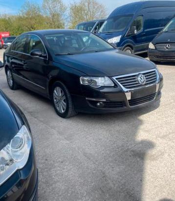 Volkswagen passat 2.0TDI navi xenon beschikbaar voor biedingen