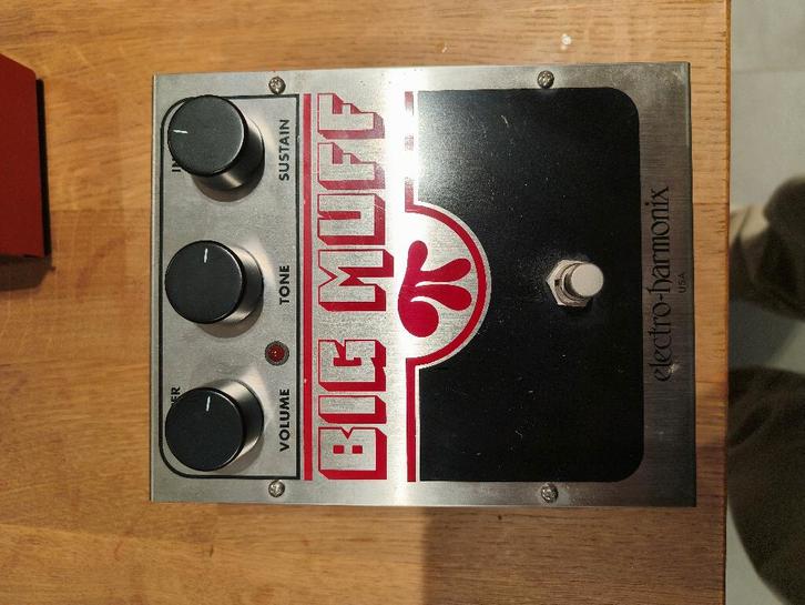 Electro-Harmonix Big Muff Pi, Muziek en Instrumenten, Effecten, Gebruikt, Volume, Ophalen of Verzenden
