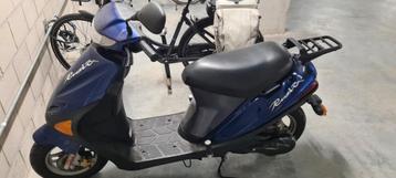 Hyosung RushRX Scooter - Voor onderdelen - Werkt NIET !!! beschikbaar voor biedingen