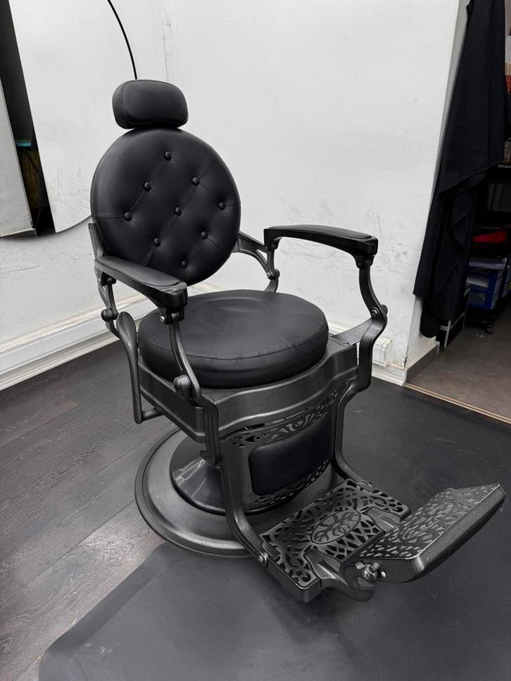 3x Zwarte lederen barber stoelen, Huis en Inrichting, Stoelen, Ophalen