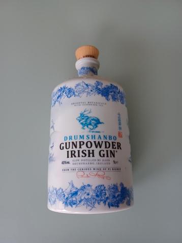 Stenen ginfles - delfts blauw beschikbaar voor biedingen