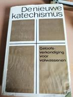 Boek  De nieuwe katechismus, Ophalen of Verzenden, Gelezen, Nederland