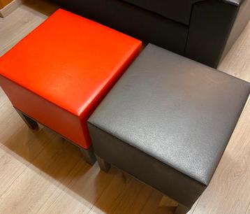 4 voetenbankjes van QUINZE & MILAN Designers, prijs: 200€ beschikbaar voor biedingen